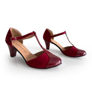 Alternative view of Isabel Merlot