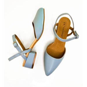 Alternative view of Amor Celeste